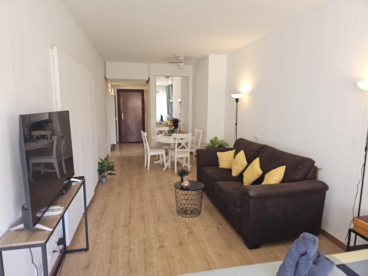Central Tranquility City Center Apartment By Namaste Elite Торемолинос Екстериор снимка