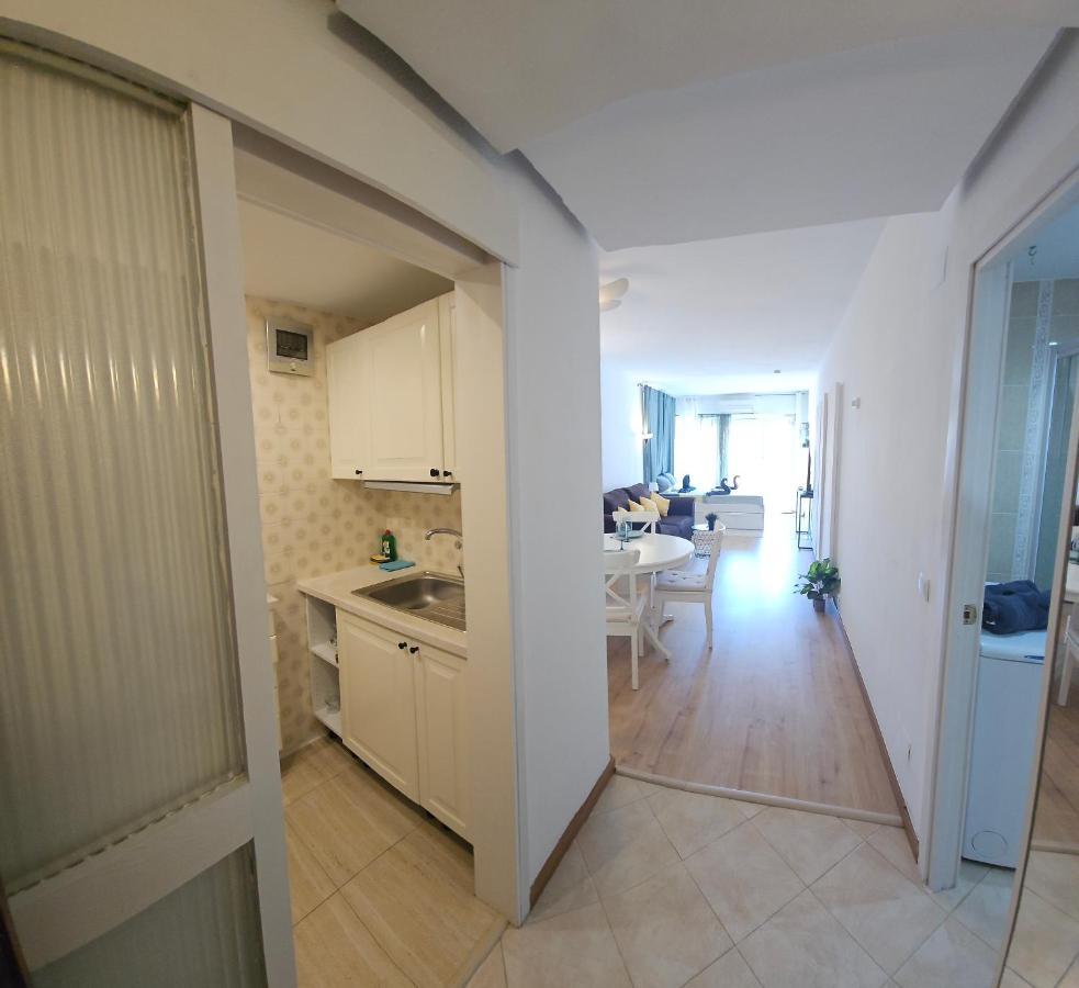 Central Tranquility City Center Apartment By Namaste Elite Торемолинос Екстериор снимка