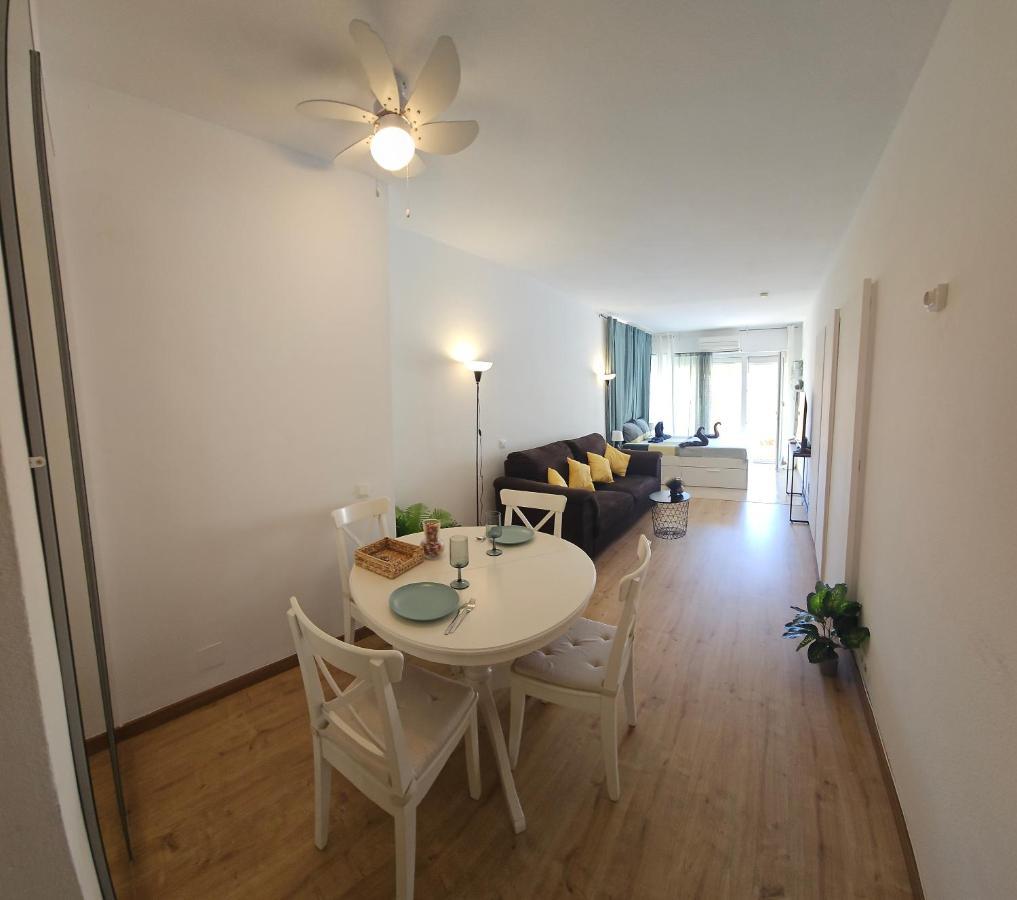 Central Tranquility City Center Apartment By Namaste Elite Торемолинос Екстериор снимка